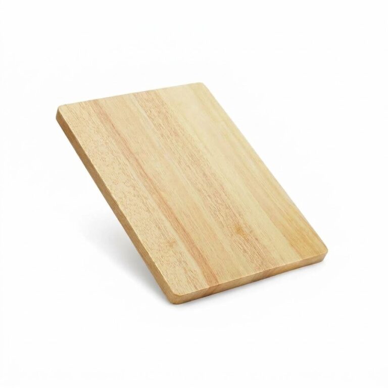 Simple rubberwood cutting board with smooth finish and natural wood grain