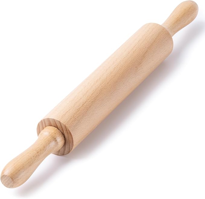 Beech wood rolling pin with rotating handles and natural grain
